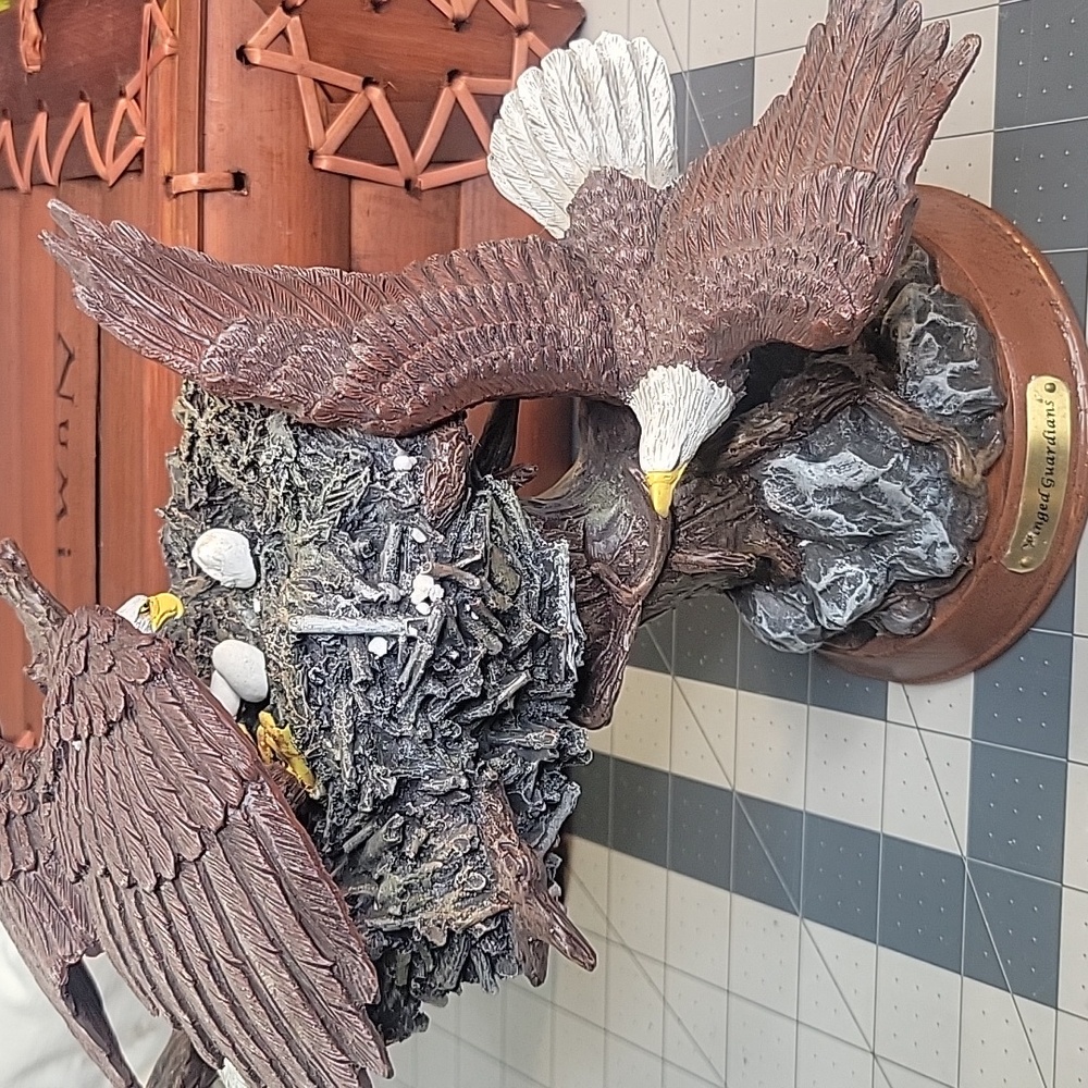 Bradford Exchange Winged Guardians Bald Eagle Figurine Sculpture with Box‎